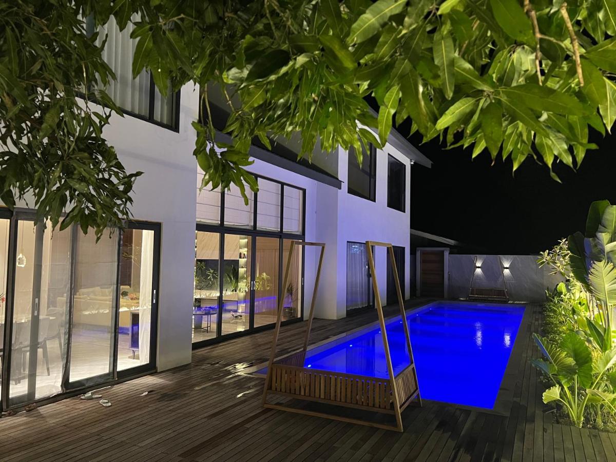 Looma Private Pool Villas Pantai Cenang  Zewnętrze zdjęcie
