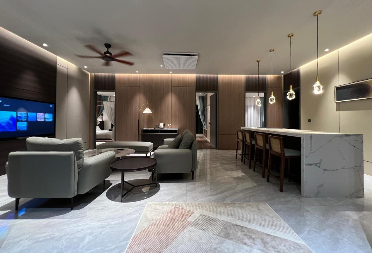 Looma Private Pool Villas Pantai Cenang  Zewnętrze zdjęcie