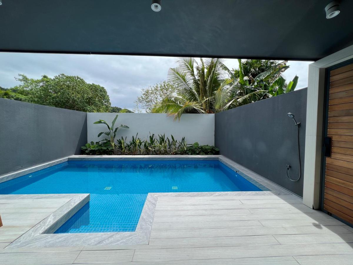 Looma Private Pool Villas Pantai Cenang  Zewnętrze zdjęcie